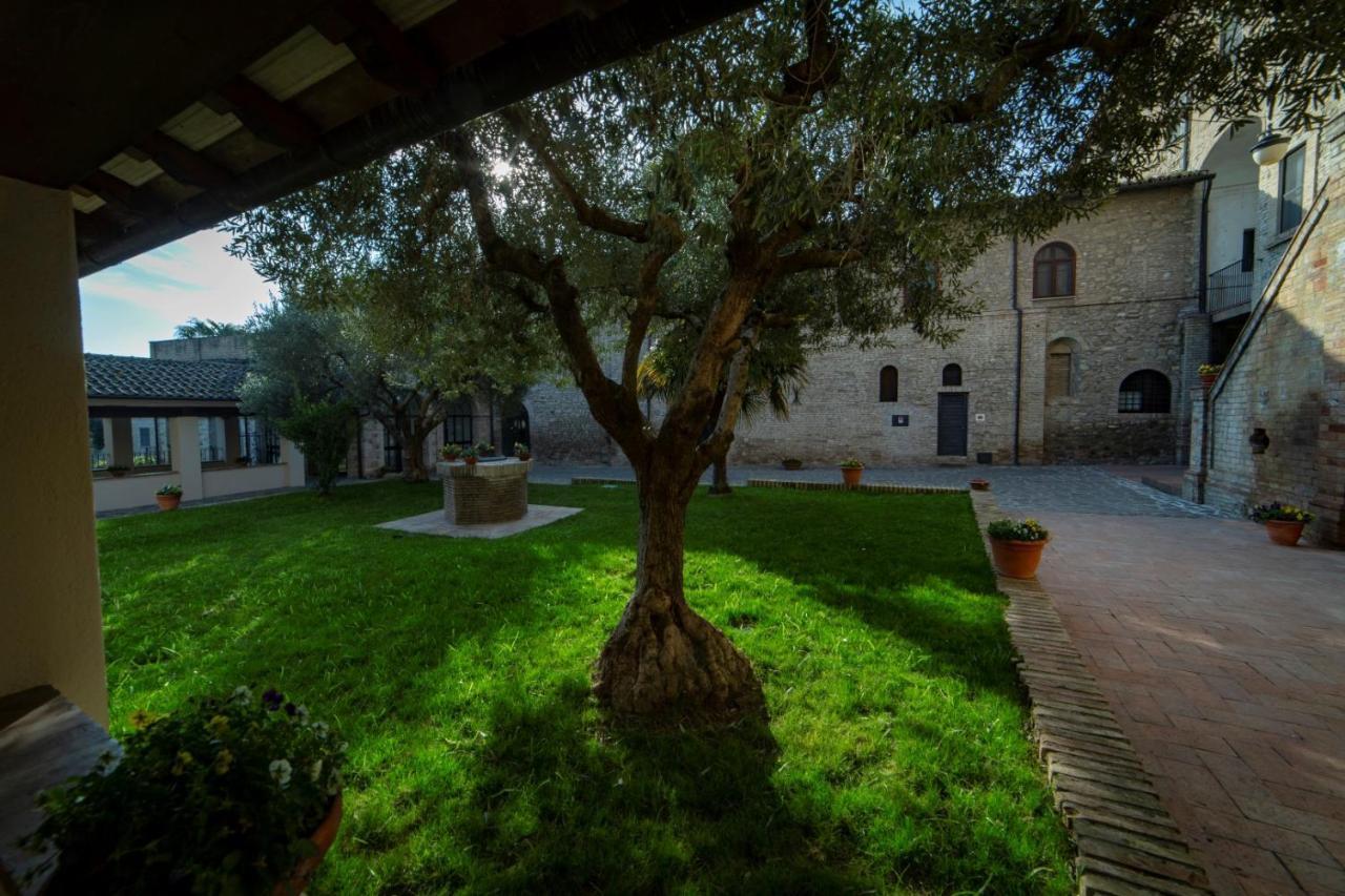 Il Monastero Di Bevagna Exterior foto