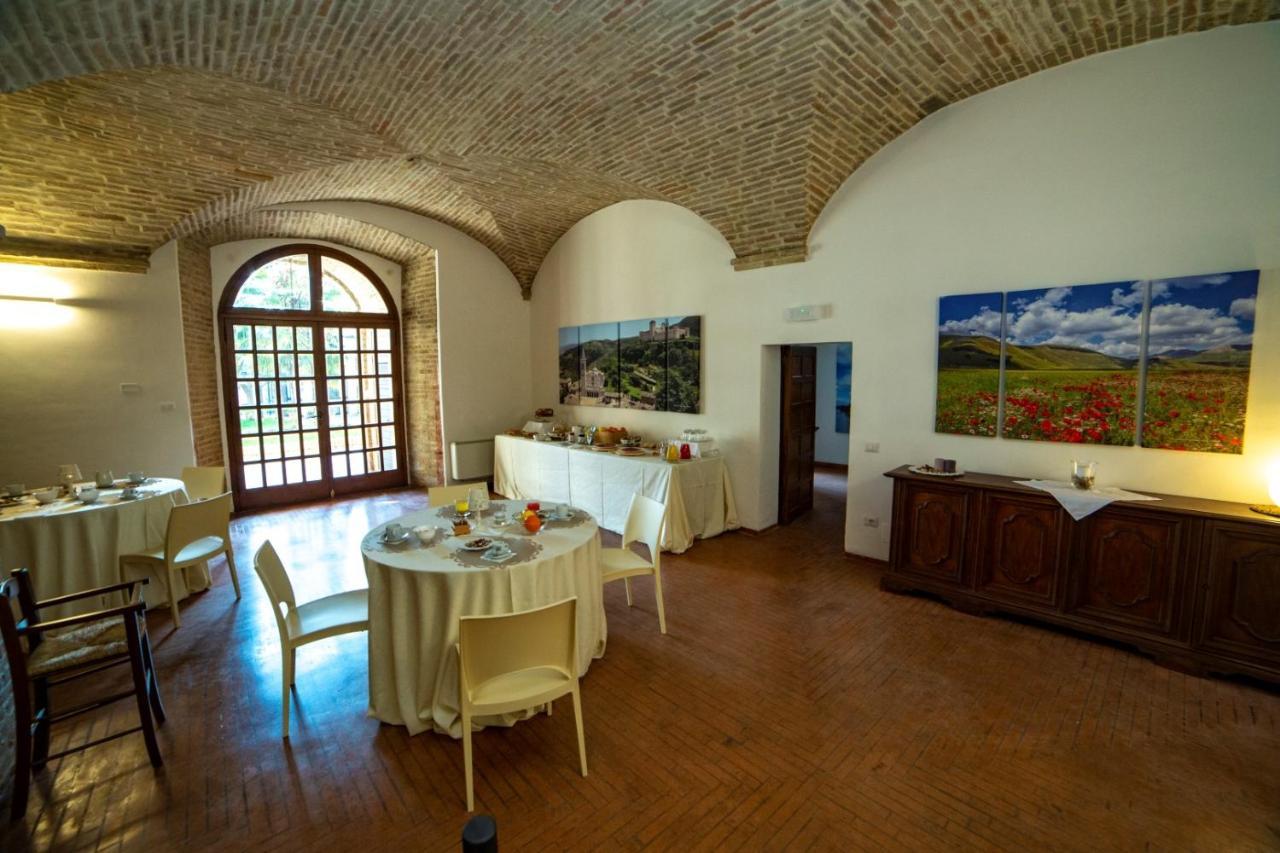 Il Monastero Di Bevagna Exterior foto